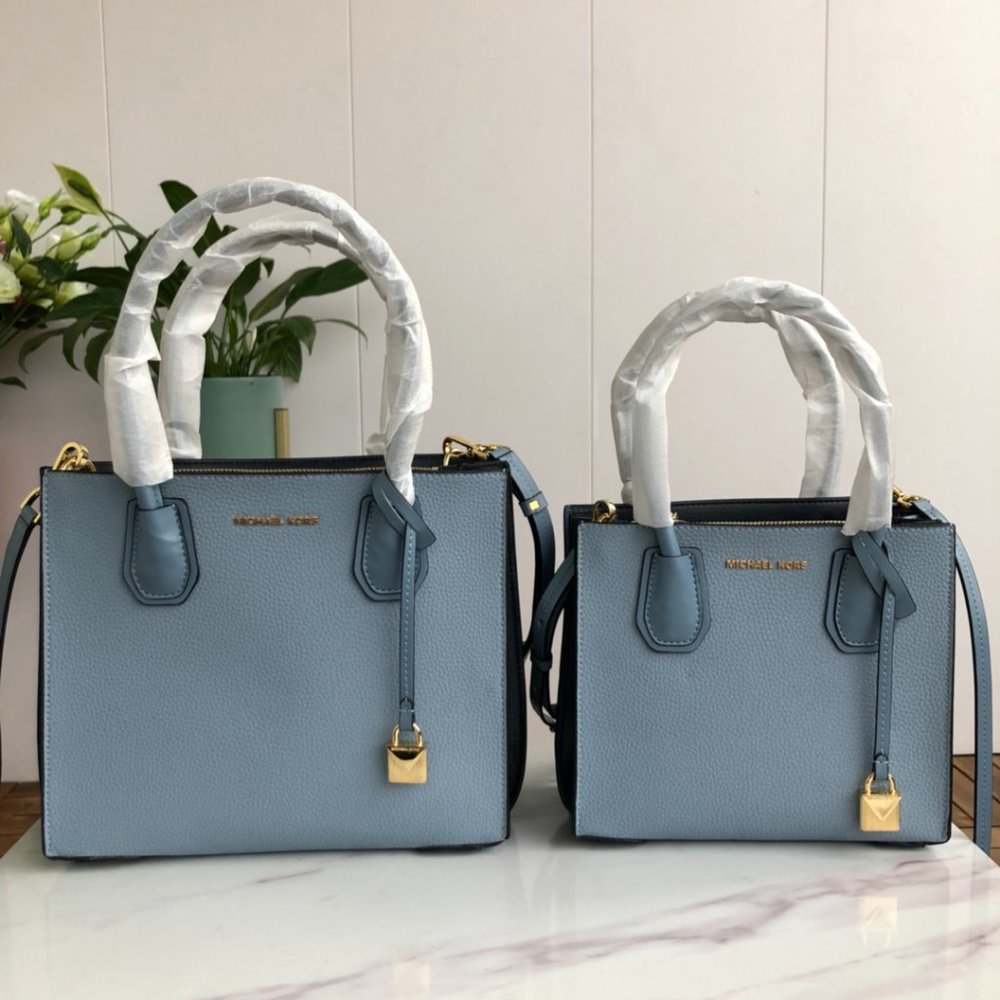 Michael Kors Crossbody Organ Bag